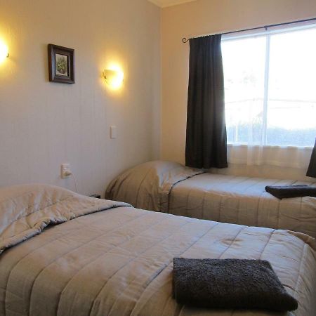 Beachside Sunnyvale Motel Picton Extérieur photo