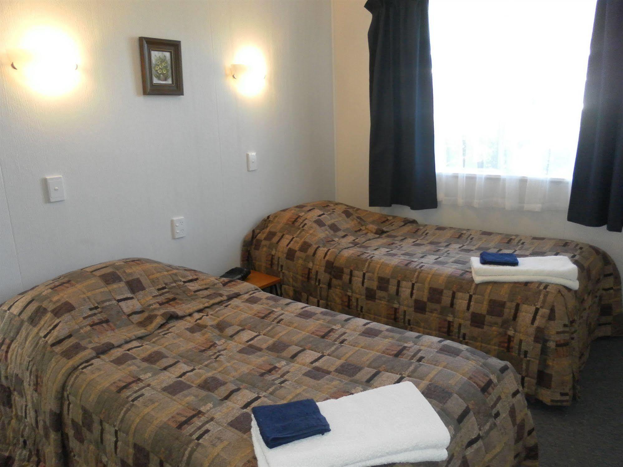 Beachside Sunnyvale Motel Picton Extérieur photo