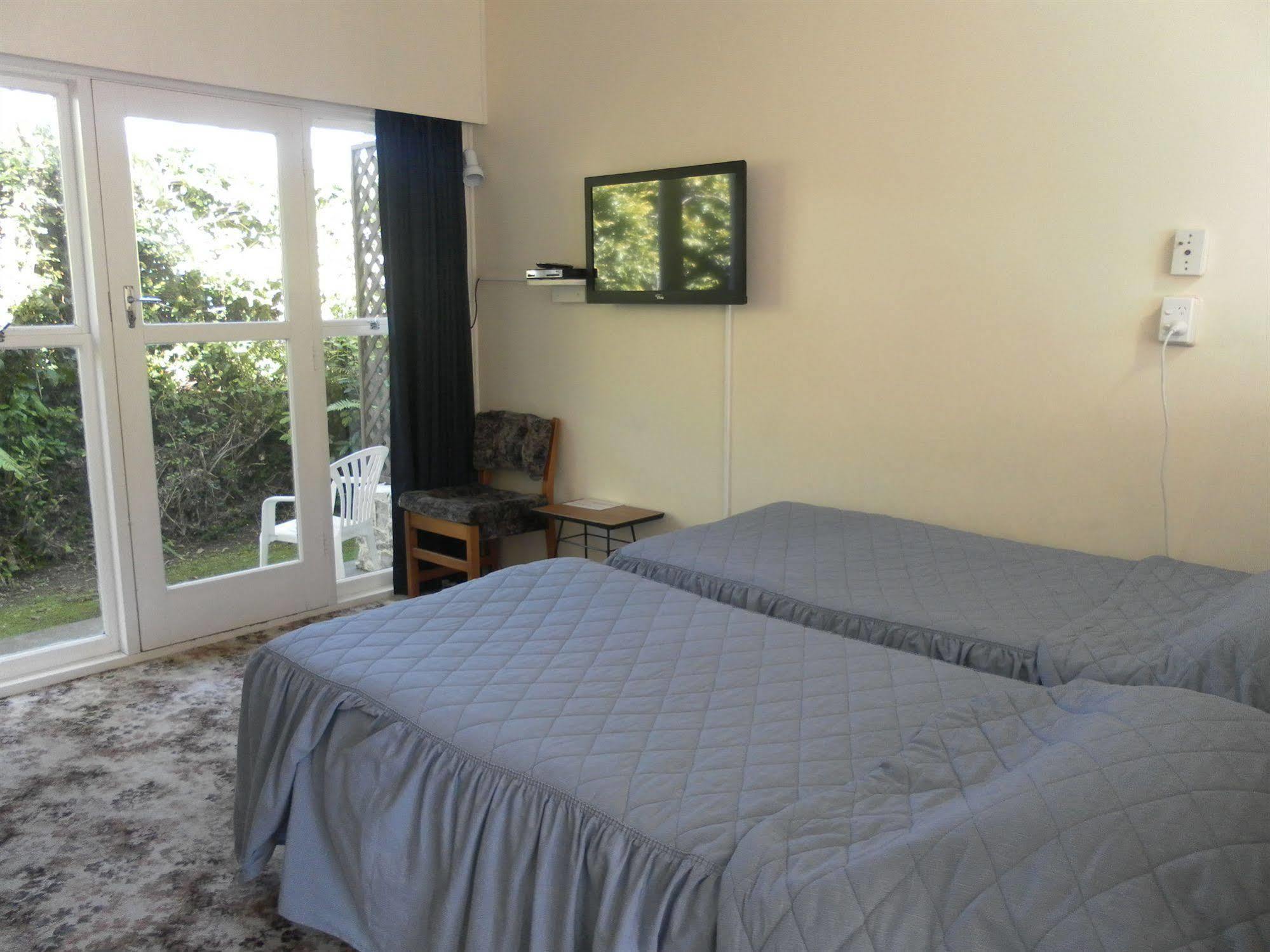 Beachside Sunnyvale Motel Picton Extérieur photo
