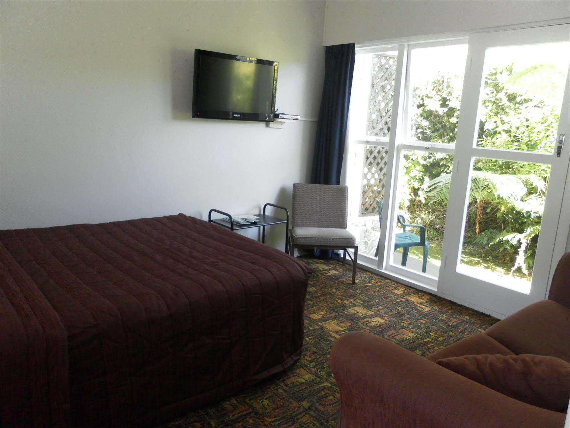 Beachside Sunnyvale Motel Picton Extérieur photo