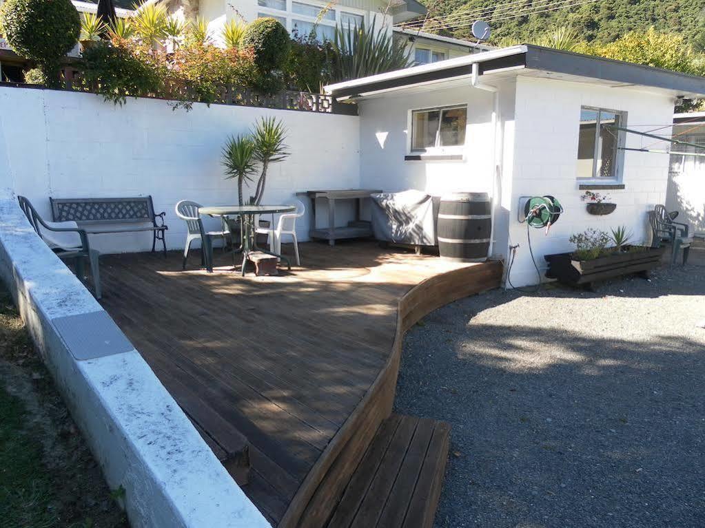 Beachside Sunnyvale Motel Picton Extérieur photo